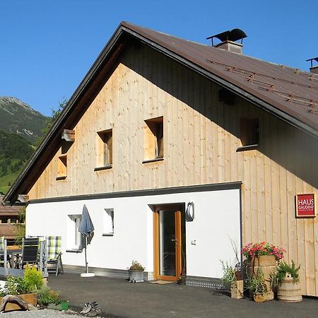Haus Gaudenz Apartment Warth  Bagian luar foto