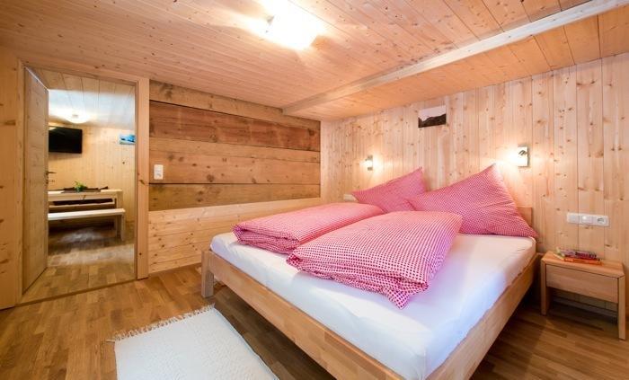 Haus Gaudenz Apartment Warth  Ruang foto